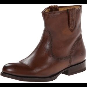 Frye Jamie Stitch Short Boots, size 7. Brown